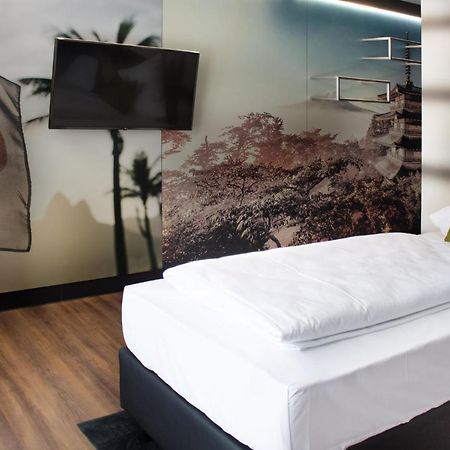 Rhe Hotel By Wmm Hotels Rheinau Exterior foto